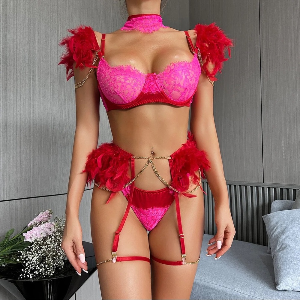 Lingerie set - Picture 4 of 4